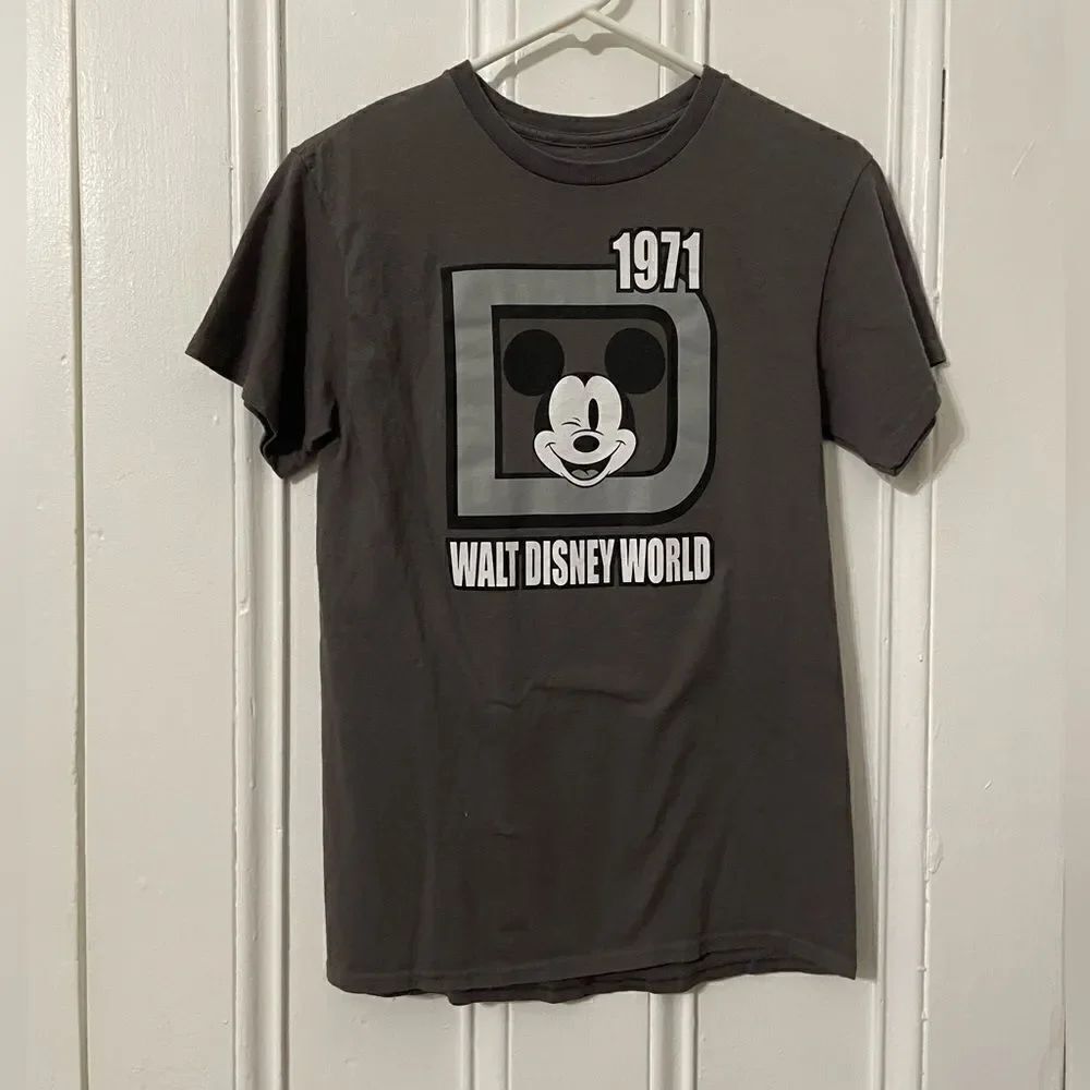 1971 Walt Disney World t shirt